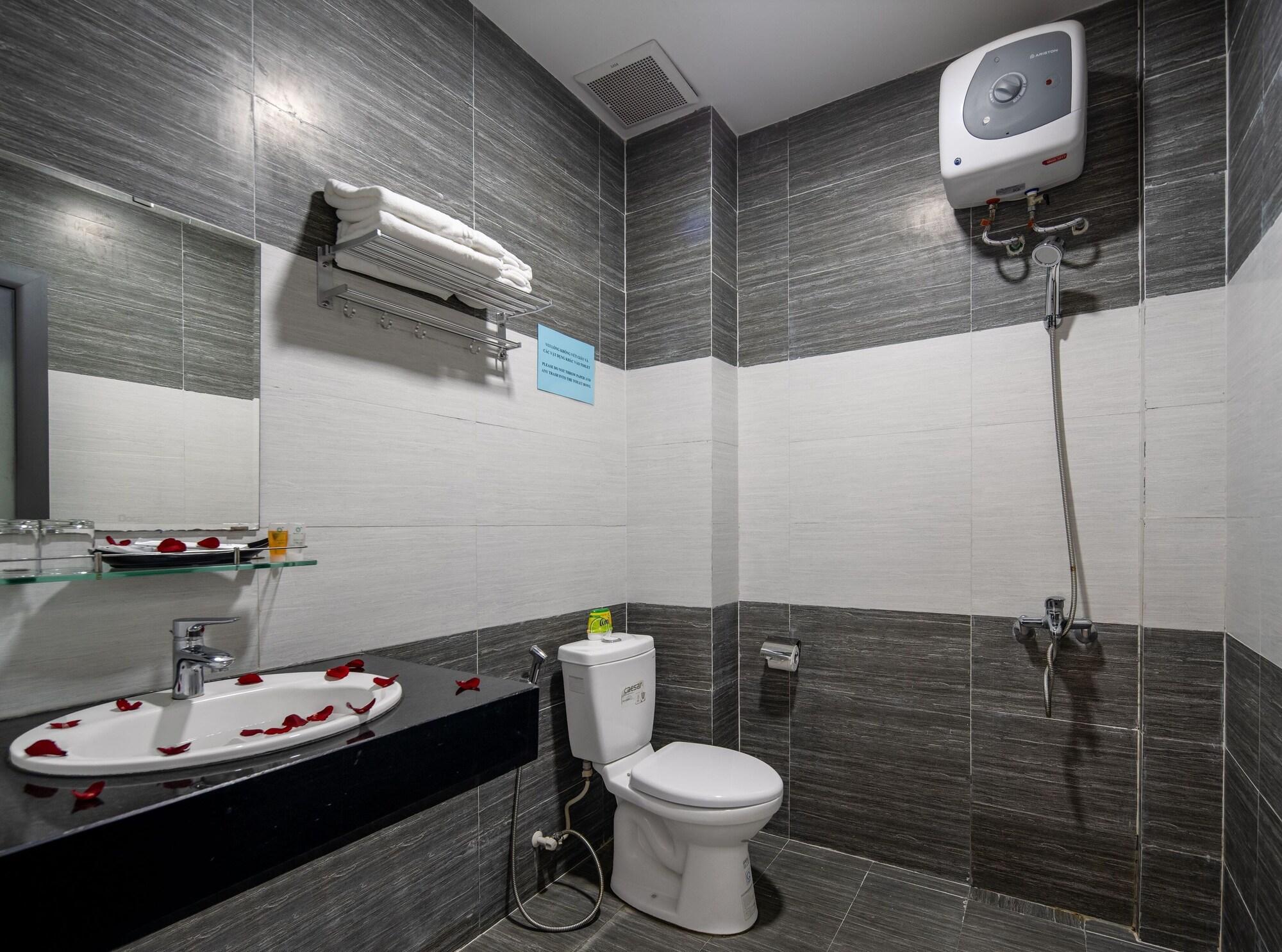 Bamboo Hotel Дананг Екстер'єр фото