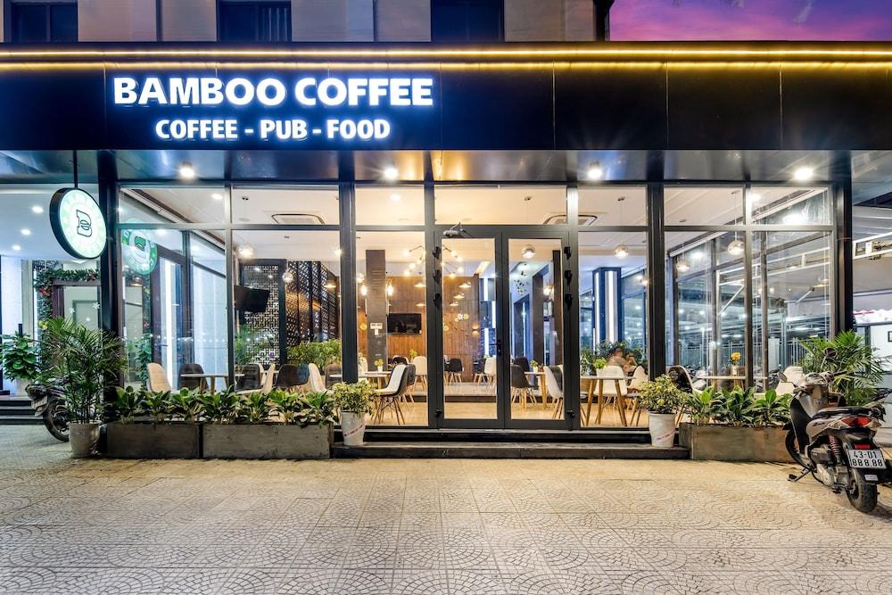 Bamboo Hotel Дананг Екстер'єр фото